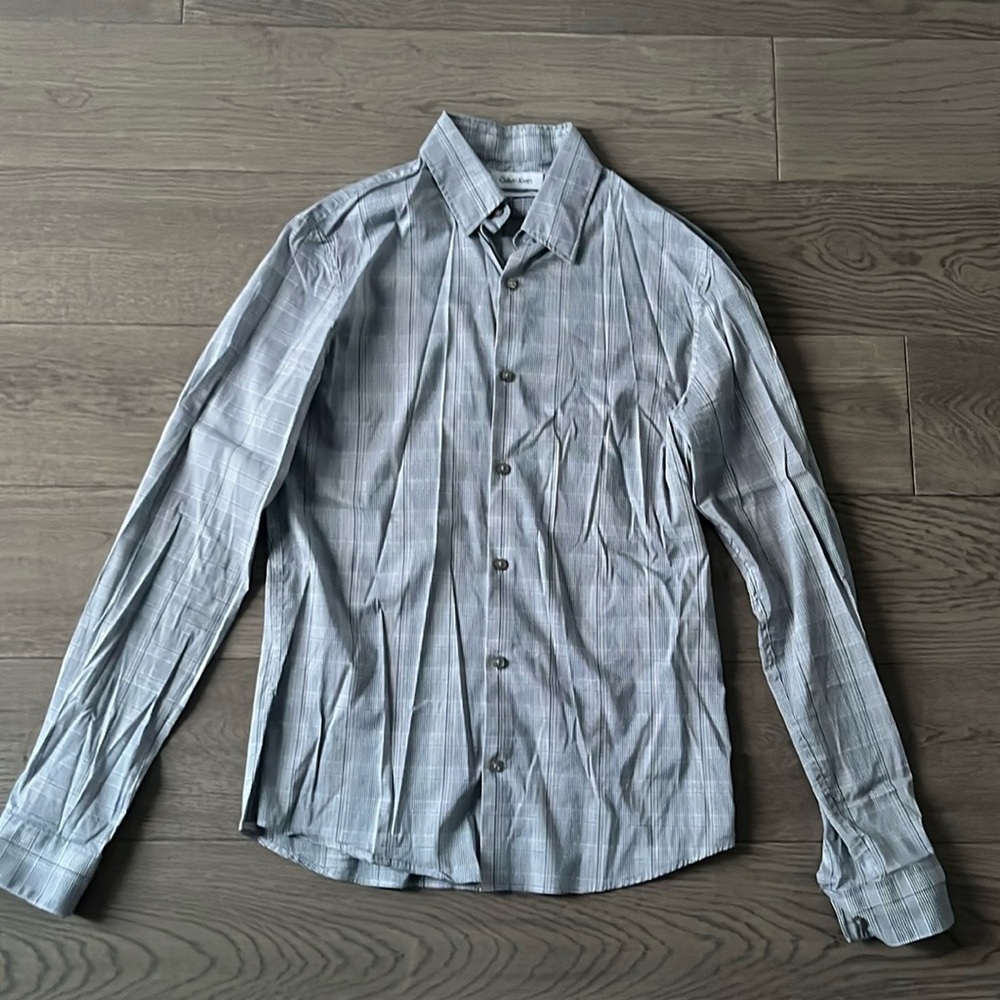 Men’s Calvin Klein shirt size S